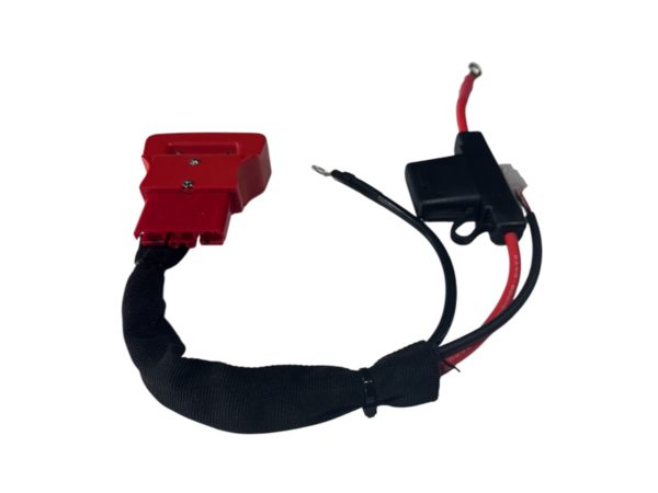 Wtyczka baterii z przewodem i bezpiecznikiem do wózka EP F4 Oryginalna wtyczka baterii z przewodem i bezpiecznikiem do wózka elektrycznego EP F4 – część zamienna